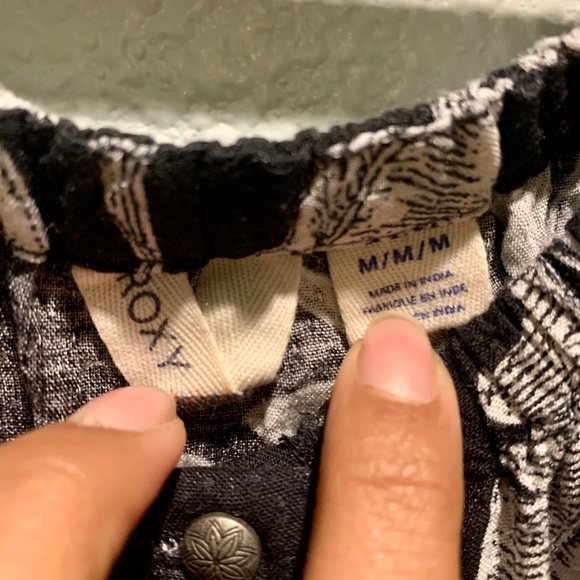 Off-The-Shoulder Button-Front Top - Picture 7 of 7